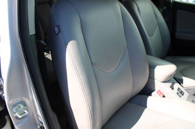 Toyota RAV4 - Thumbnail 9