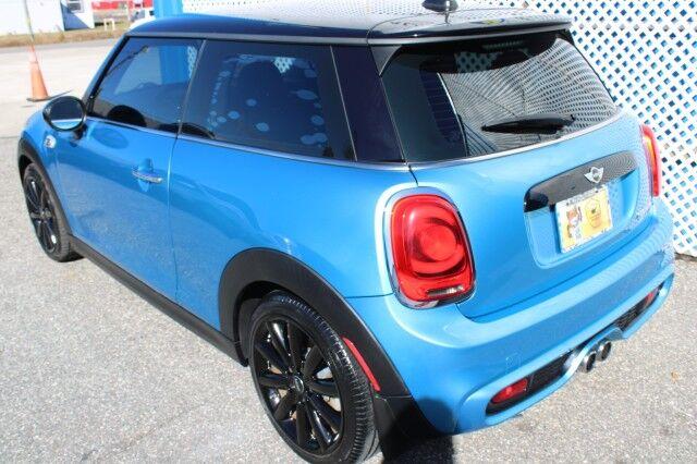 MINI Cooper S - Thumbnail 6