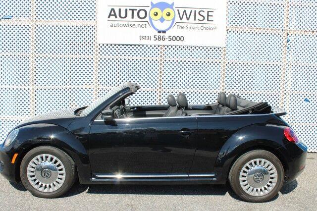 Volkswagen Beetle Convertible - Thumbnail 4