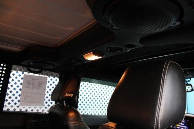 Jeep Wrangler Unlimited - Thumbnail 18