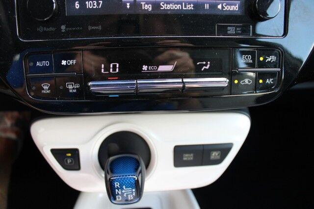 Toyota Prius - Thumbnail 18