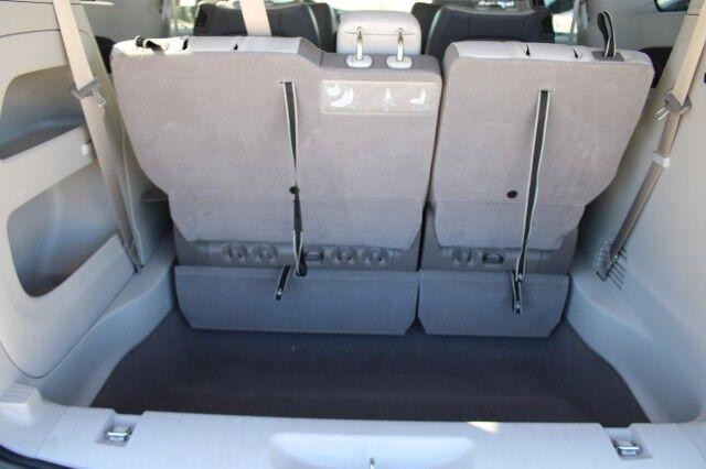 Chrysler Pacifica - Thumbnail 18