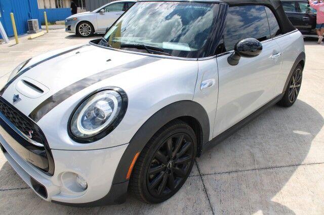 MINI Convertible - Thumbnail 6