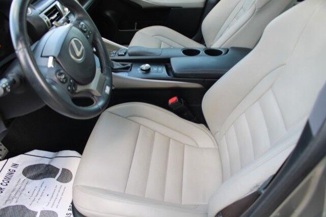 Lexus IS 250 - Thumbnail 11