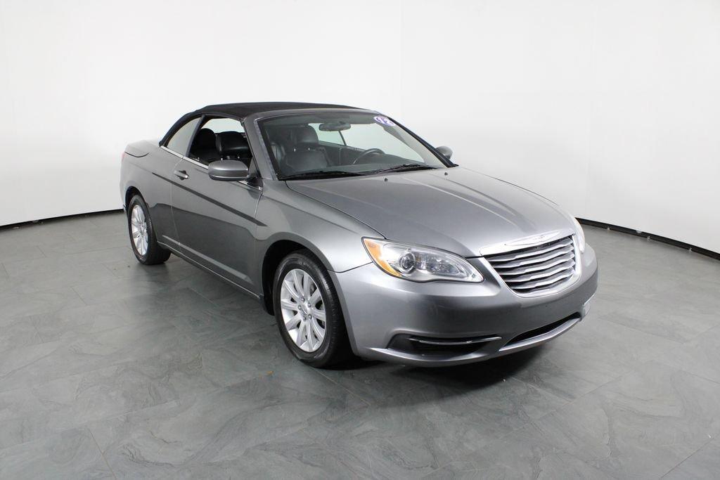 Chrysler 200 Touring - Thumbnail 5