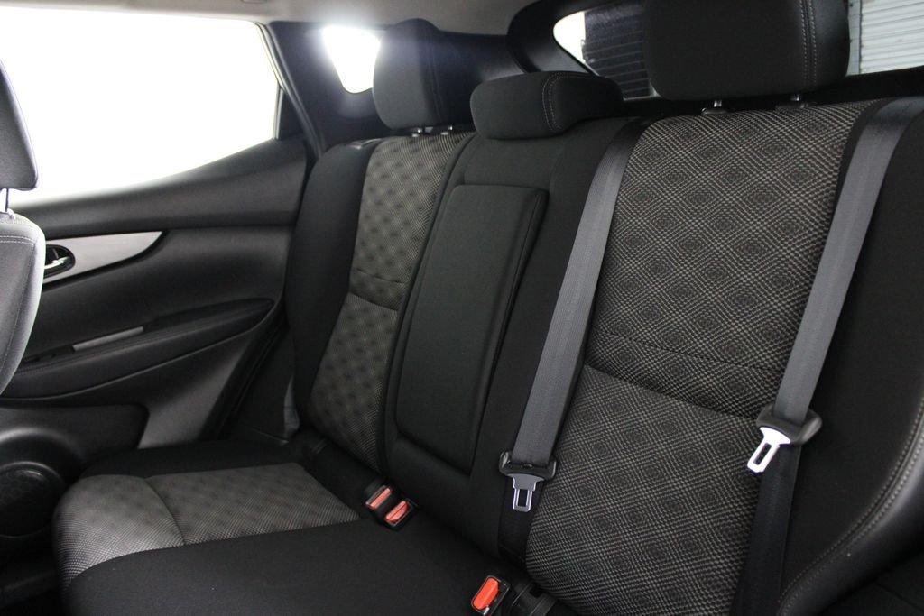 Nissan Rogue Sport Sv - Thumbnail 20