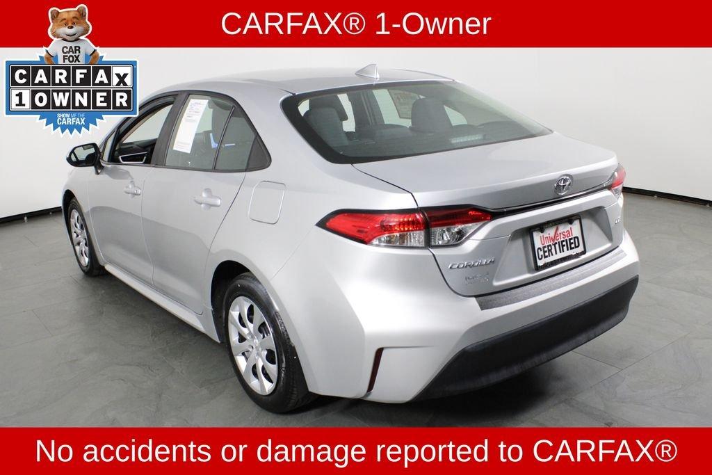 Toyota Corolla Le - Thumbnail 5