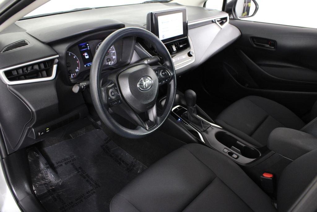 Toyota Corolla Le - Thumbnail 15