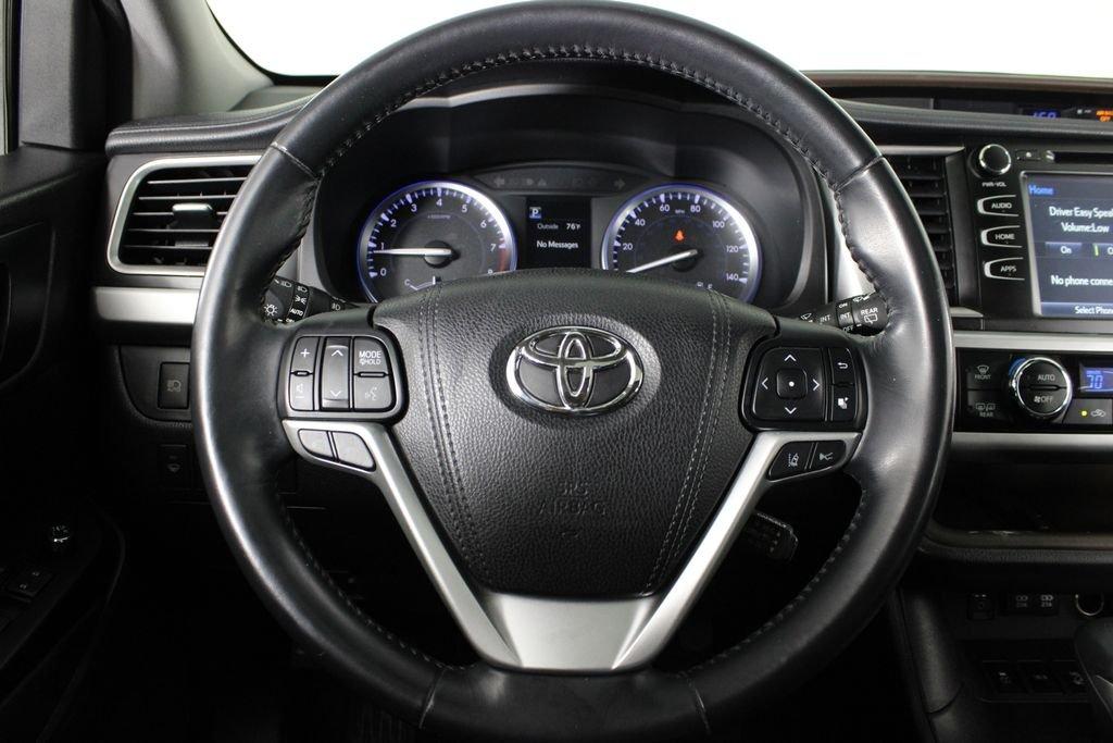 Toyota Highlander Xle - Thumbnail 10