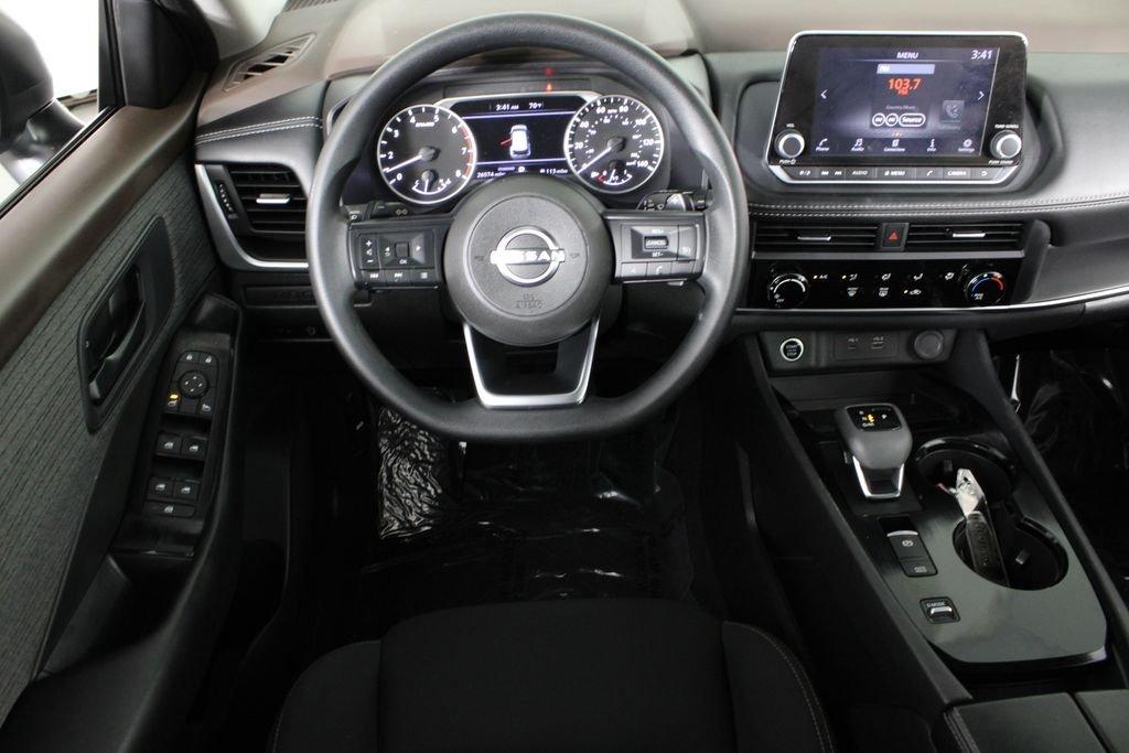 Nissan Rogue S - Thumbnail 7