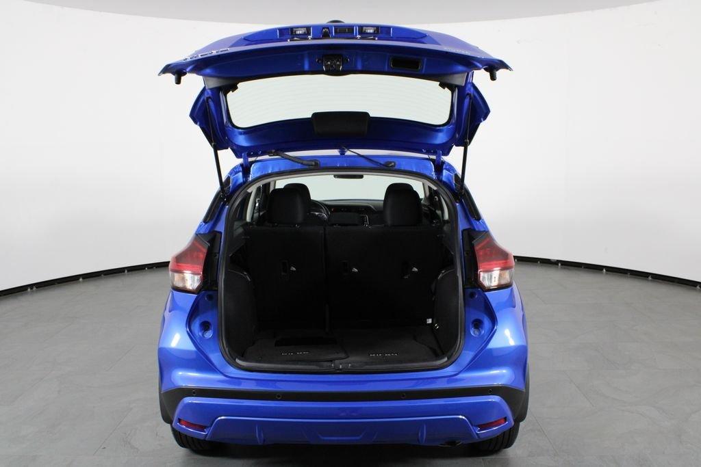 Nissan Kicks Play S - Thumbnail 18