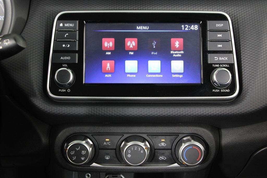 Nissan Kicks Play S - Thumbnail 10