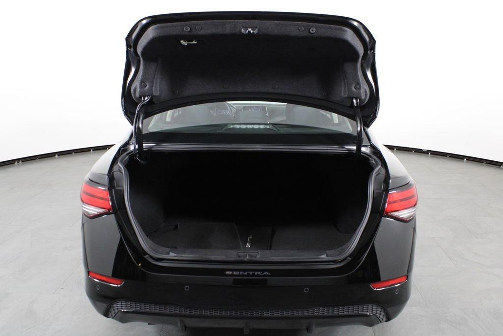 Nissan Sentra S - Thumbnail 18