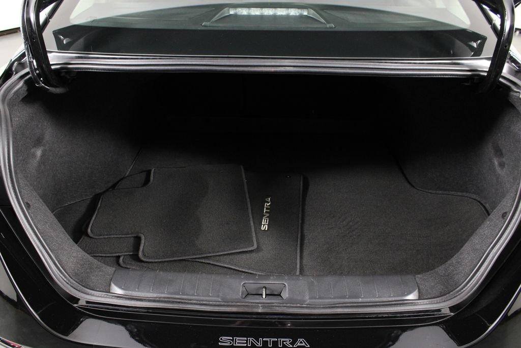 Nissan Sentra S - Thumbnail 19