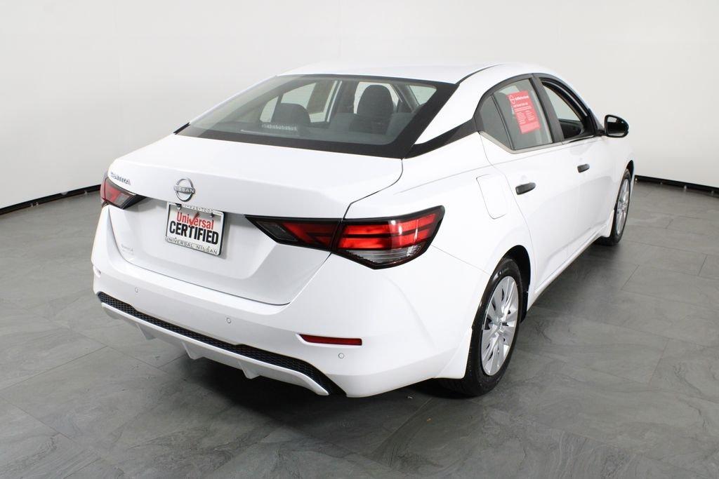 Nissan Sentra S - Thumbnail 17