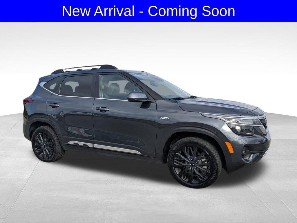 Kia Seltos Nightfall - Thumbnail 2