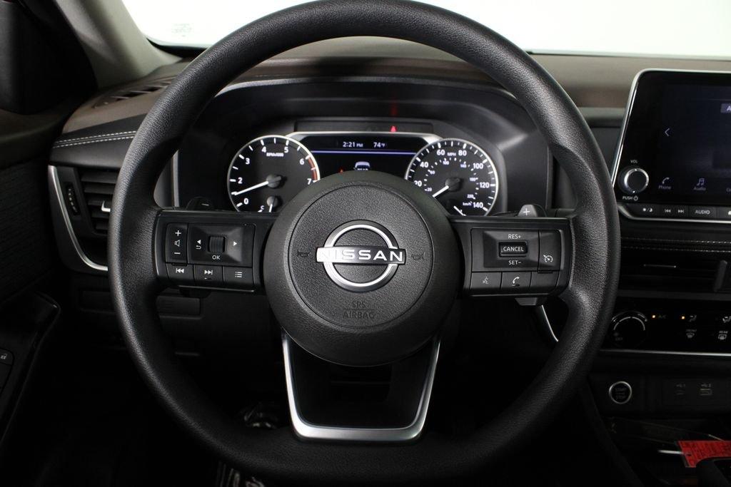 Nissan Rogue S - Thumbnail 11