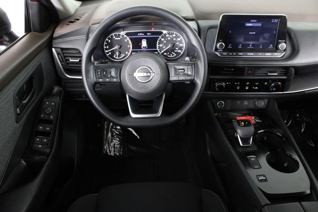 Nissan Rogue S - Thumbnail 8