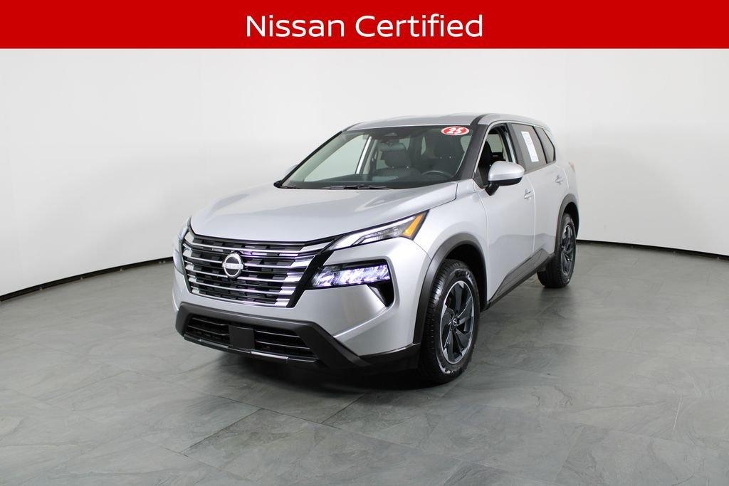 Nissan Rogue Sv - Thumbnail 3