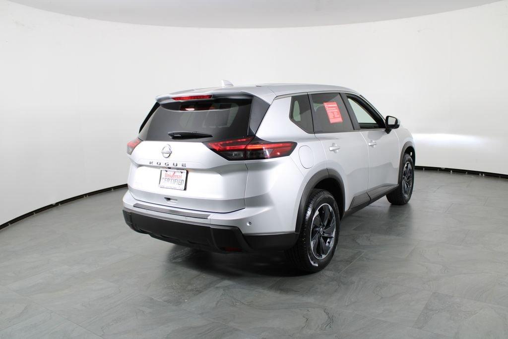 Nissan Rogue Sv - Thumbnail 14