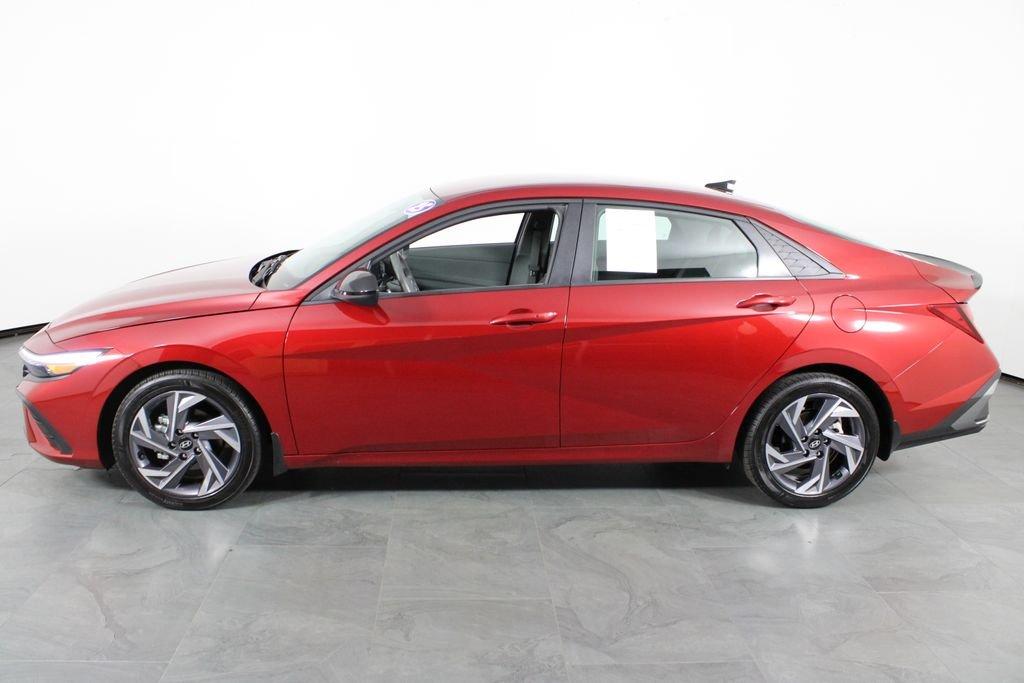 Hyundai Elantra Sel Sport - Thumbnail 12