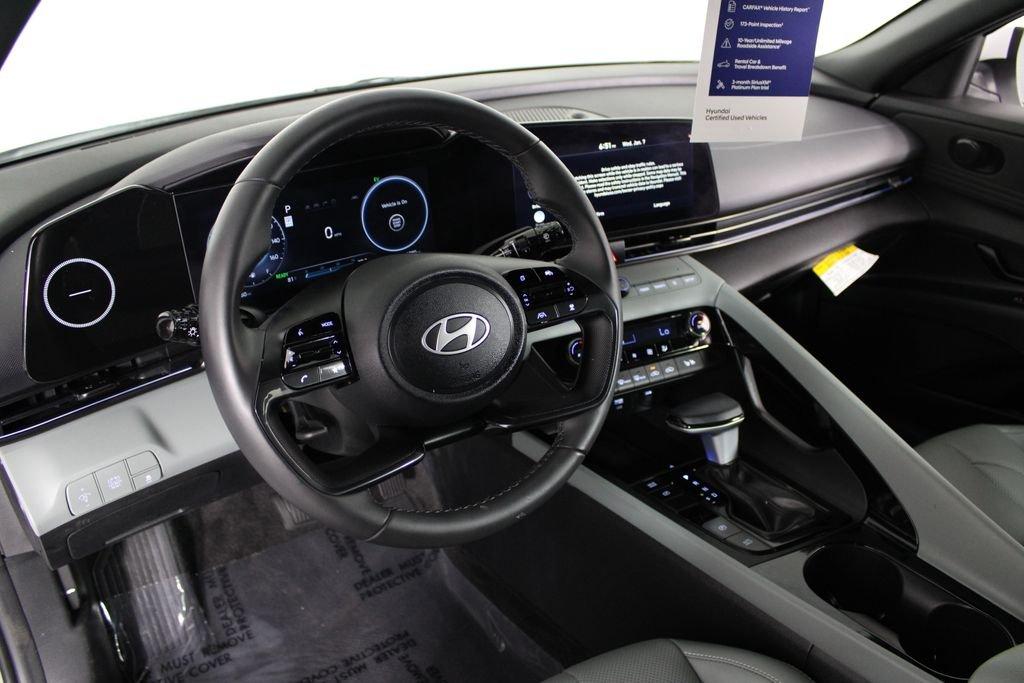 Hyundai Elantra Hybrid Limited - Thumbnail 18