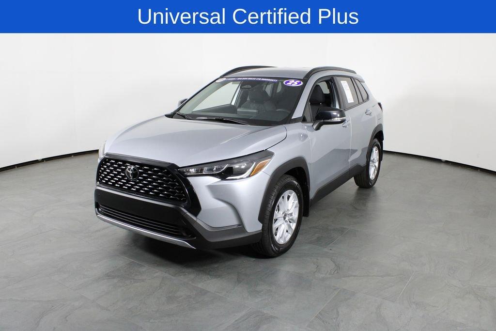 Toyota Corolla Cross Le - Thumbnail 3