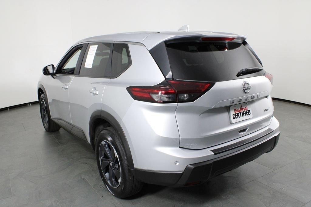 Nissan Rogue Sv - Thumbnail 5