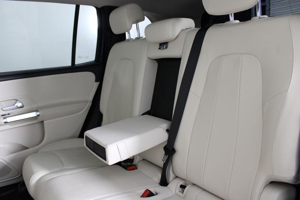 Mercedes-Benz Glb 250 - Thumbnail 20