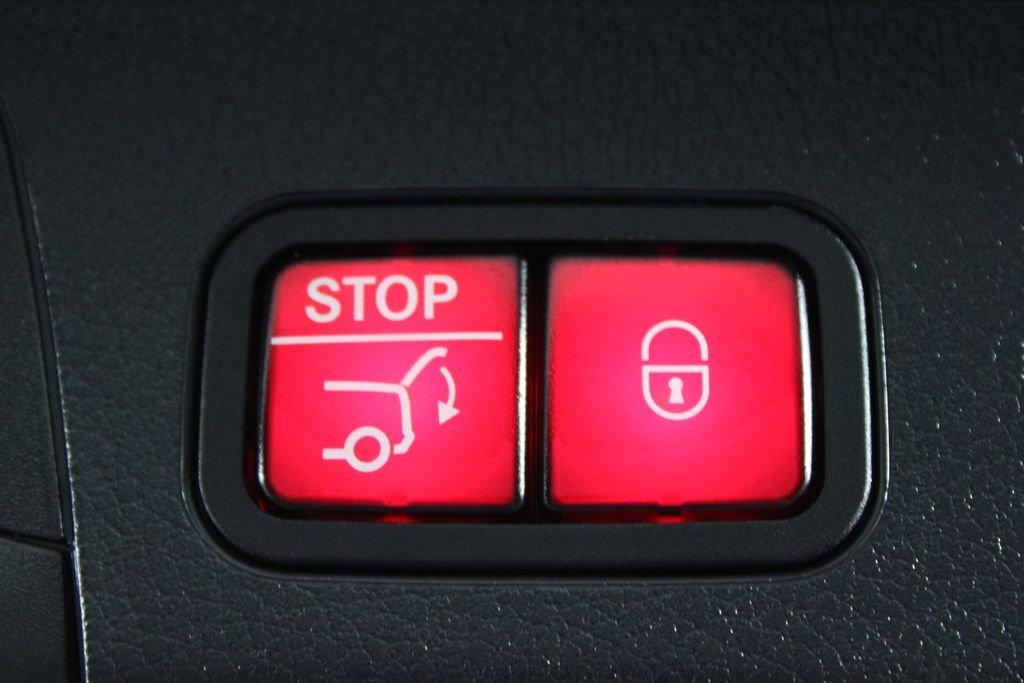 Mercedes-Benz Glb 250 - Thumbnail 17