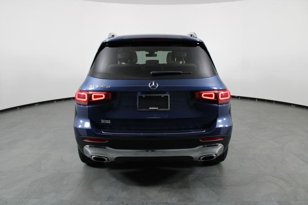 Mercedes-Benz Glb 250 - Thumbnail 10