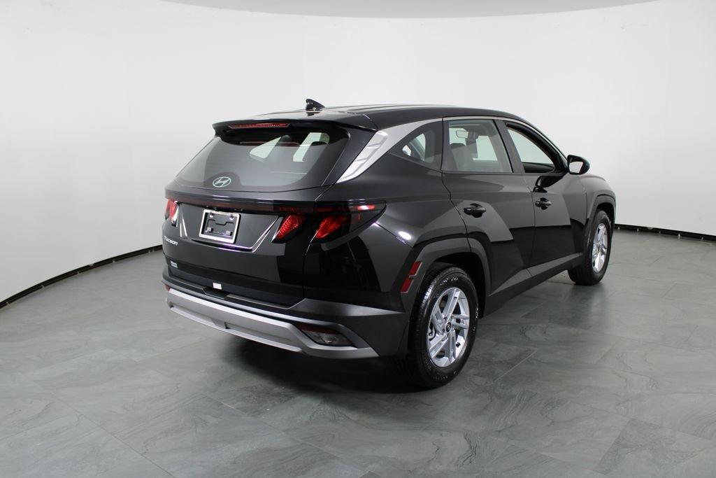 Hyundai Tucson Se - Thumbnail 16