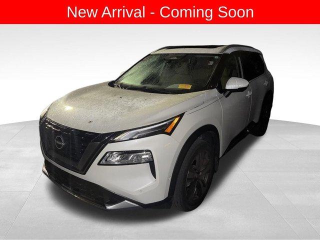 Nissan Rogue Platinum - View 1