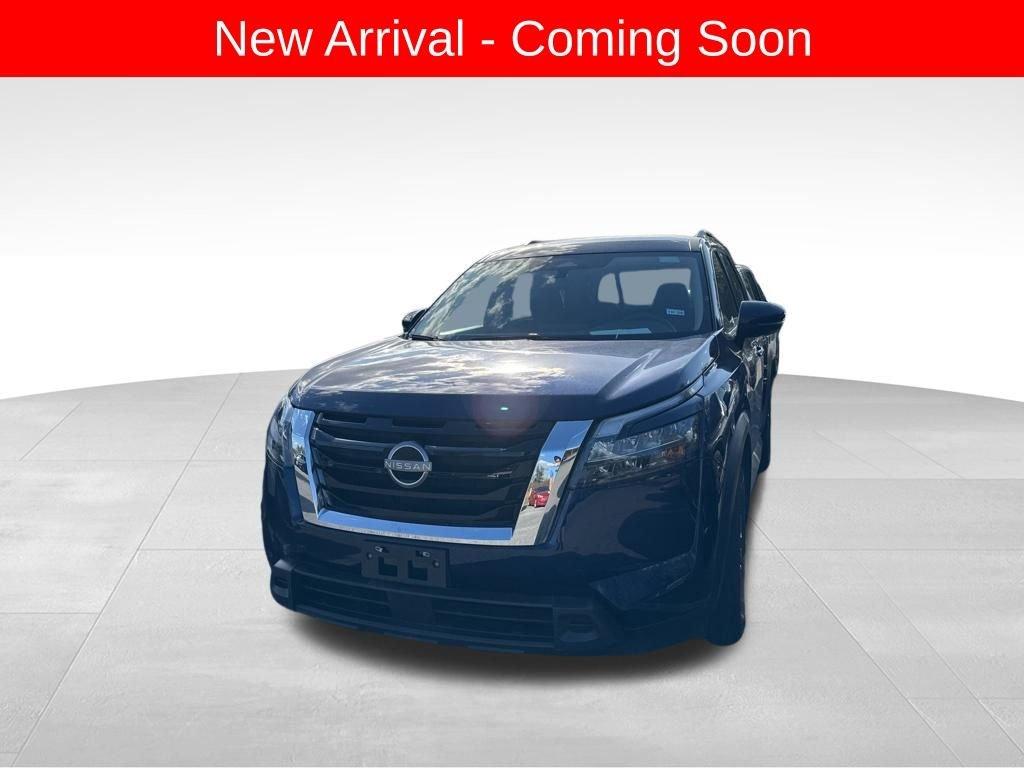 Nissan Pathfinder Sv - Thumbnail 2
