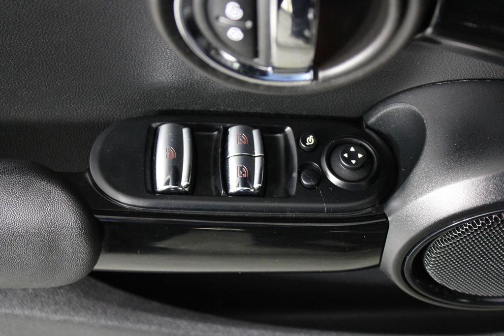 MINI Cooper S Base - Thumbnail 15