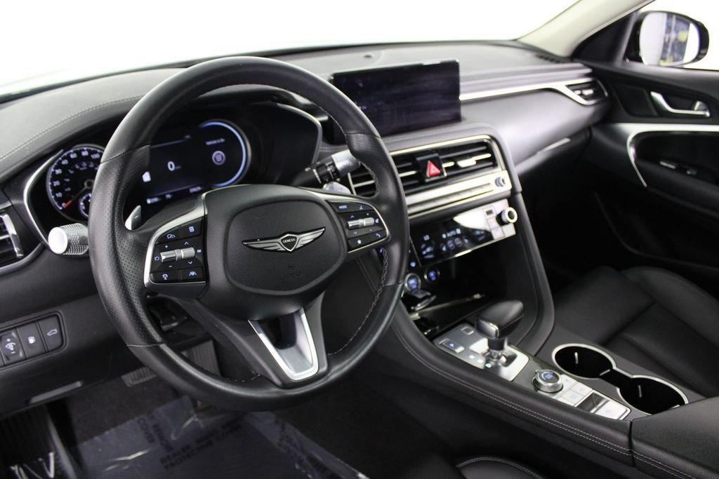 Genesis G70 2.5T - Thumbnail 17