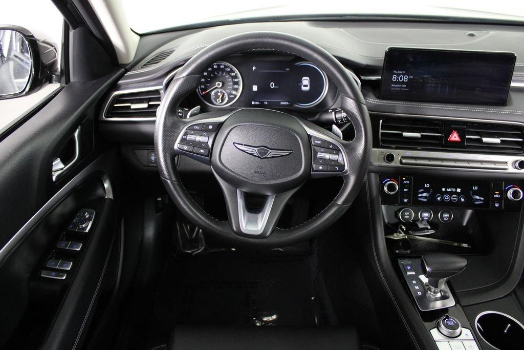 Genesis G70 2.5T - Thumbnail 7