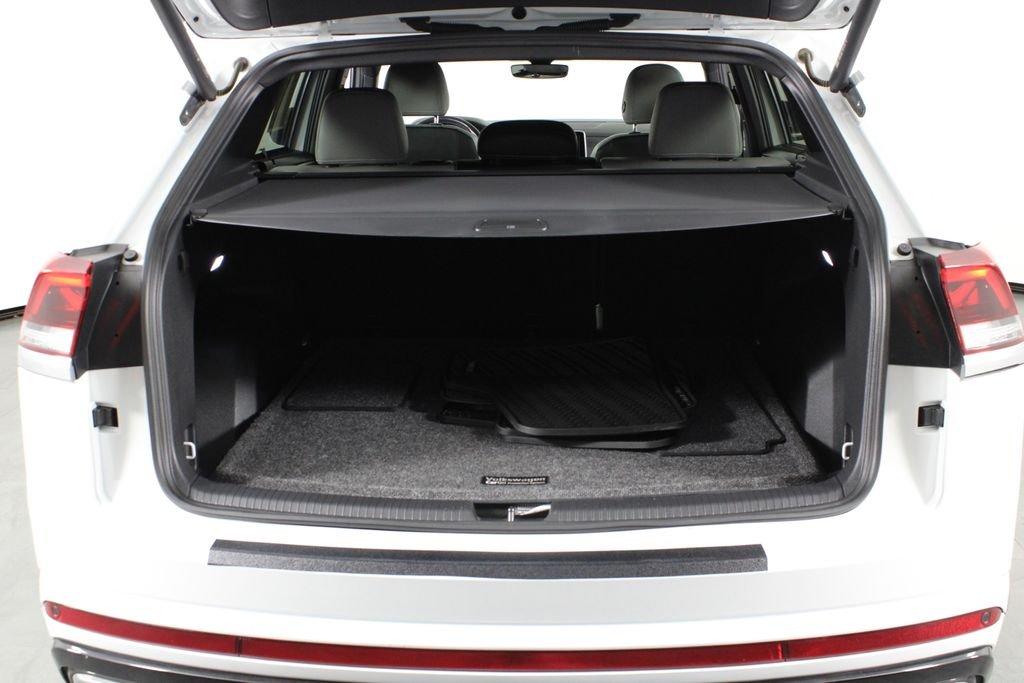 Volkswagen Atlas Cross Sport 2.0T Sel R-Line - Thumbnail 16