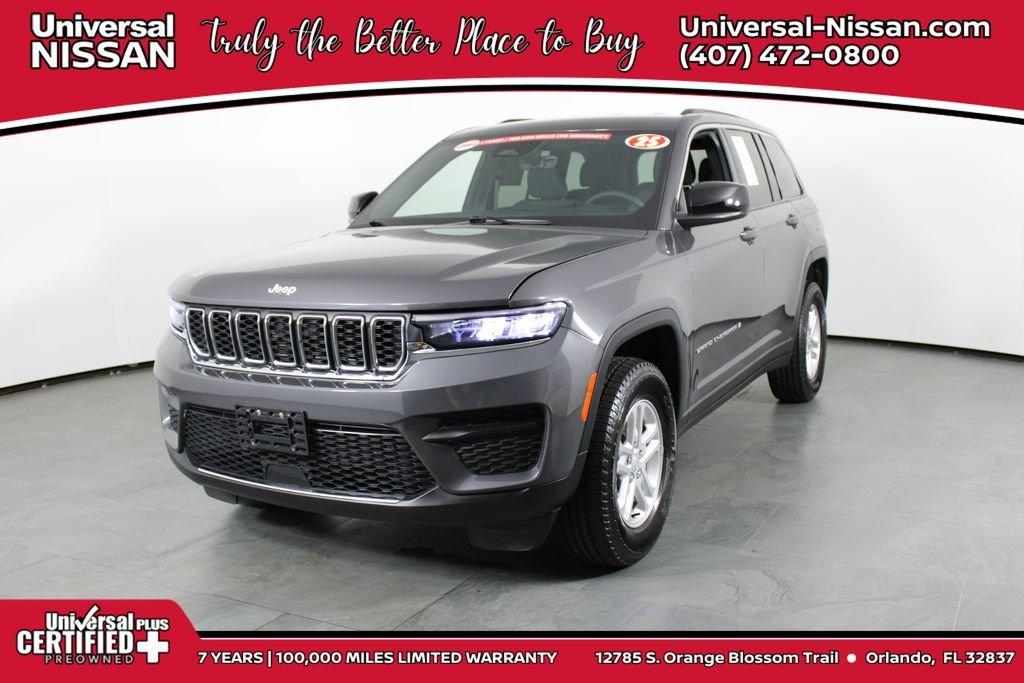 Jeep Grand Cherokee Laredo - Thumbnail 2