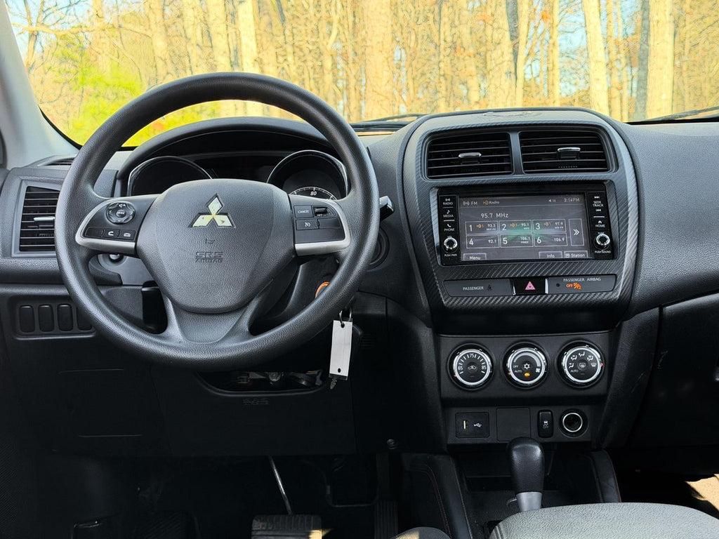 Mitsubishi Outlander Sport - Thumbnail 11