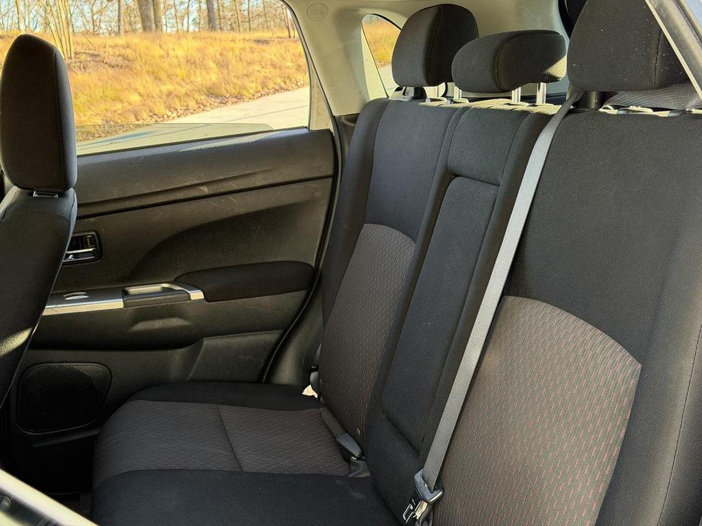 Mitsubishi Outlander Sport - Thumbnail 9