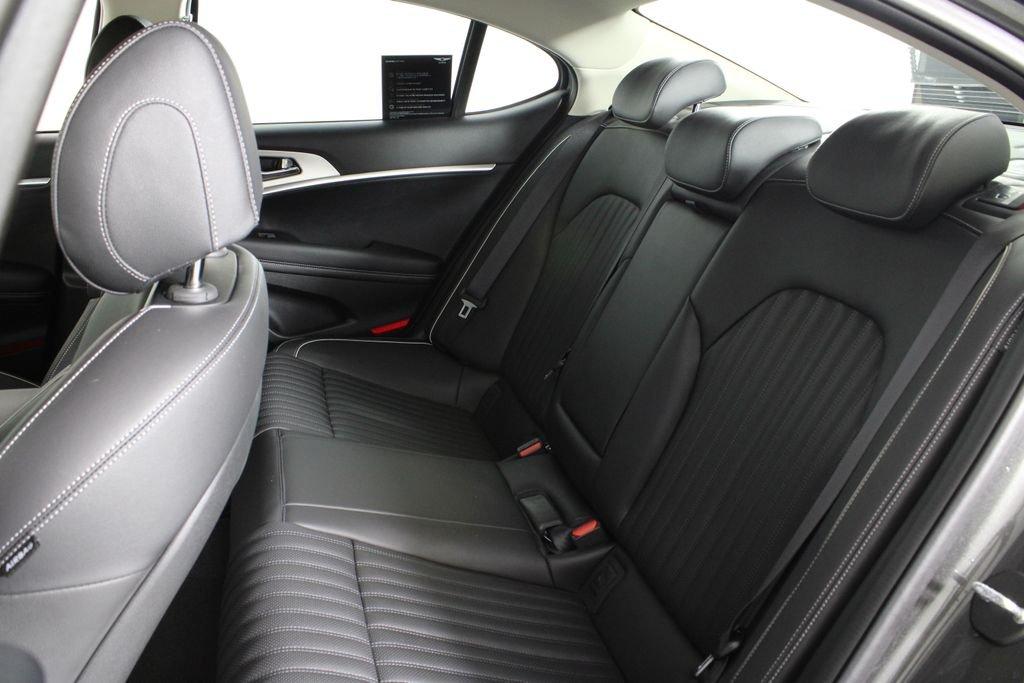 Genesis G70 2.5T Prestige - Thumbnail 19