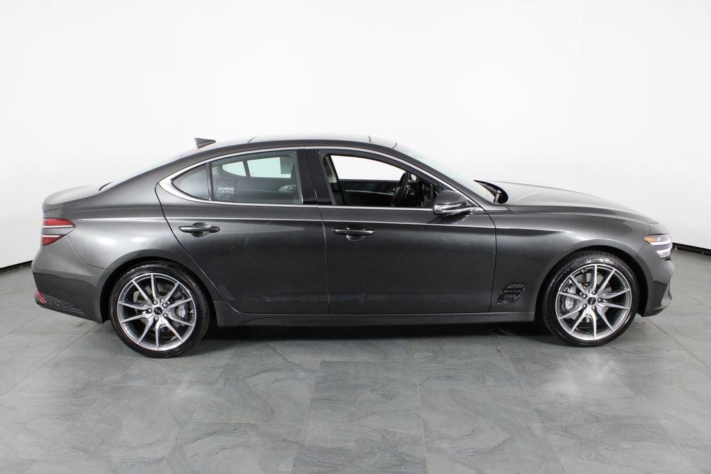 Genesis G70 2.5T Prestige - Thumbnail 14