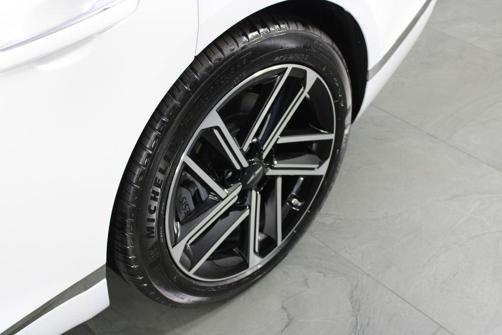 Genesis G80 2.5T - Thumbnail 11