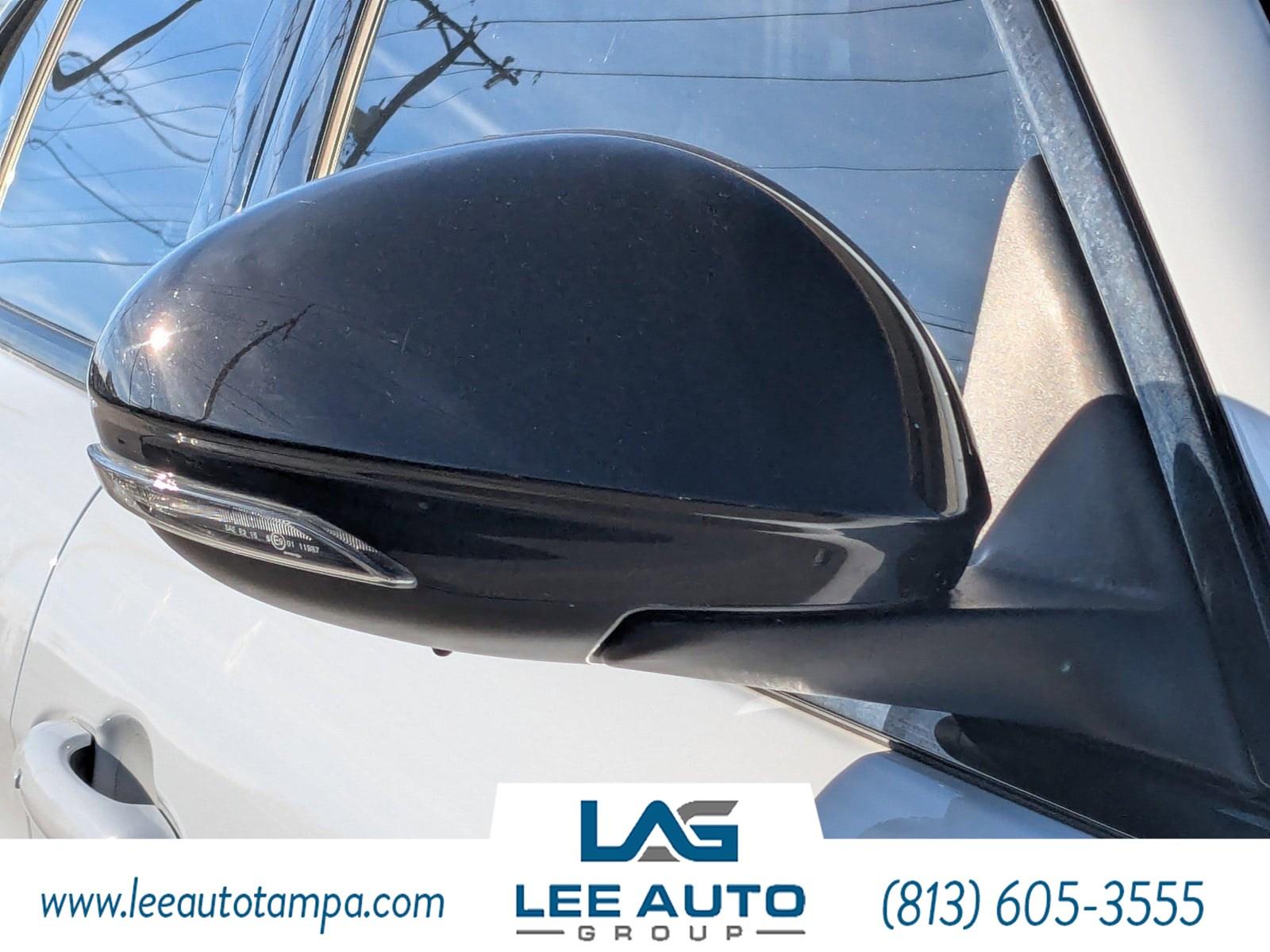 Alfa Romeo Giulia Ti - Thumbnail 12