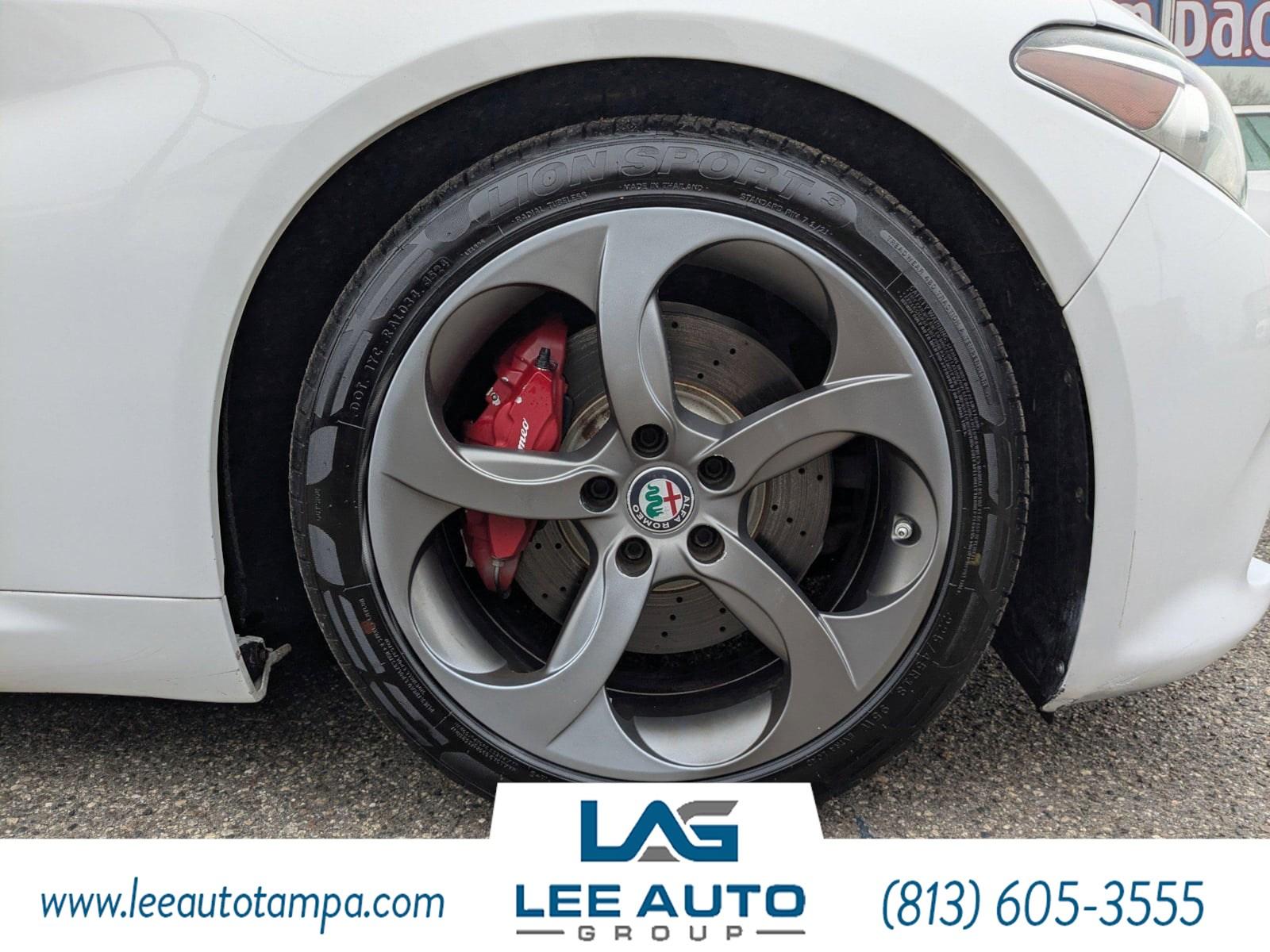 Alfa Romeo Giulia - Thumbnail 11