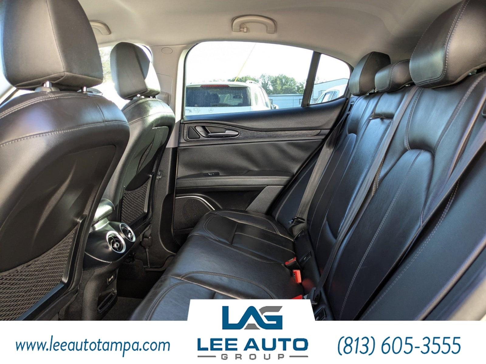 Alfa Romeo Stelvio - Thumbnail 15