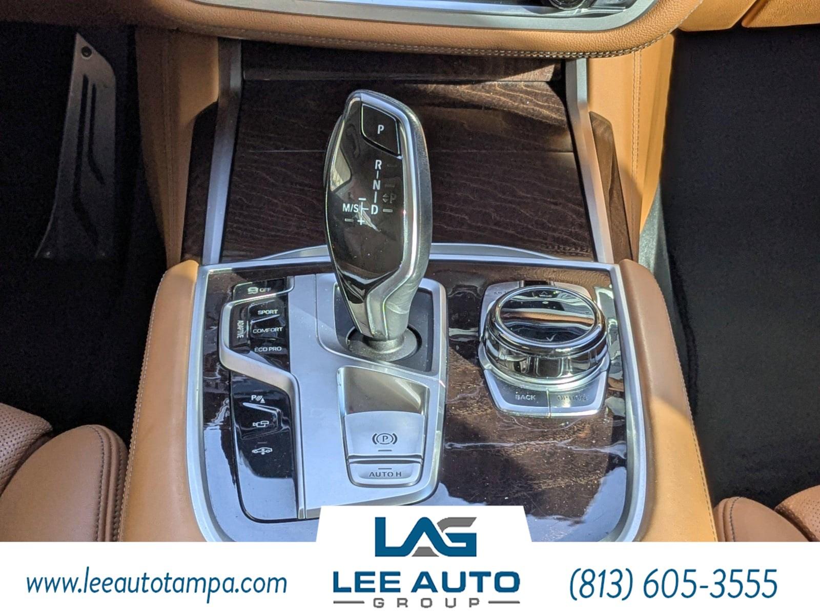 BMW 7 Series 740I - Thumbnail 19