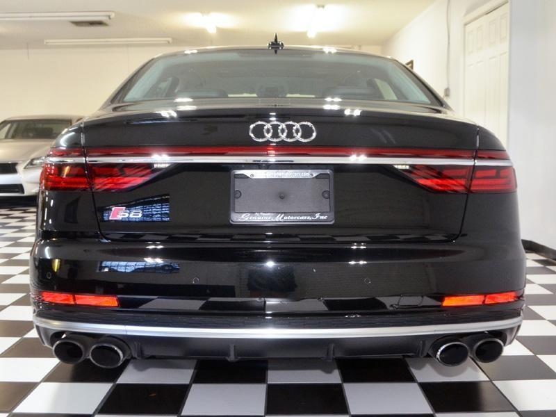 Audi S8 *Executive*Driver Assist*Cold Weather*26K Mi* - Thumbnail 8