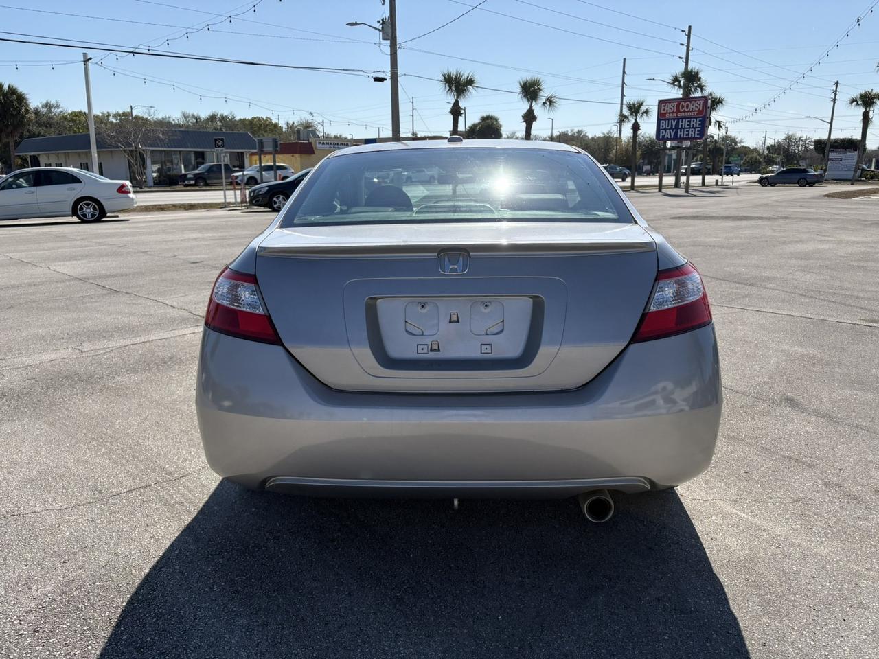 Honda Civic Cpe - Thumbnail 4